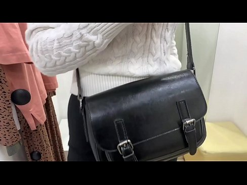 ❤️ Javna masturbacija mlade kurbe FeralBerry z dildom v garderobi ️❌ Pravi pornič na porno sl.xlxxporno.ru ❌